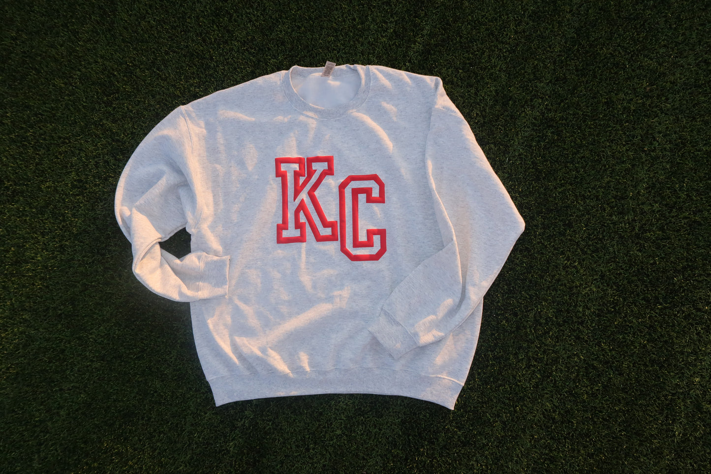 THE KC EVERYDAY CREWNECK SWEATSHIRT